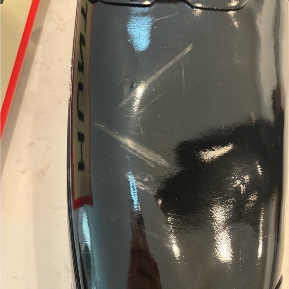 Size 8 hunter boots and a pair of black & a pair of white Hunter socks in Large - Picture 6 of 13